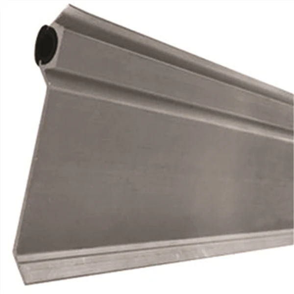 Solin Aluform + Joint EPDM - Ht.70 MM - L.3 MM 1 Solin Aluform + Joint EPDM - Ht.70 MM - L.3 MM