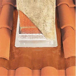 Souche De Cheminée Plomb Plissé